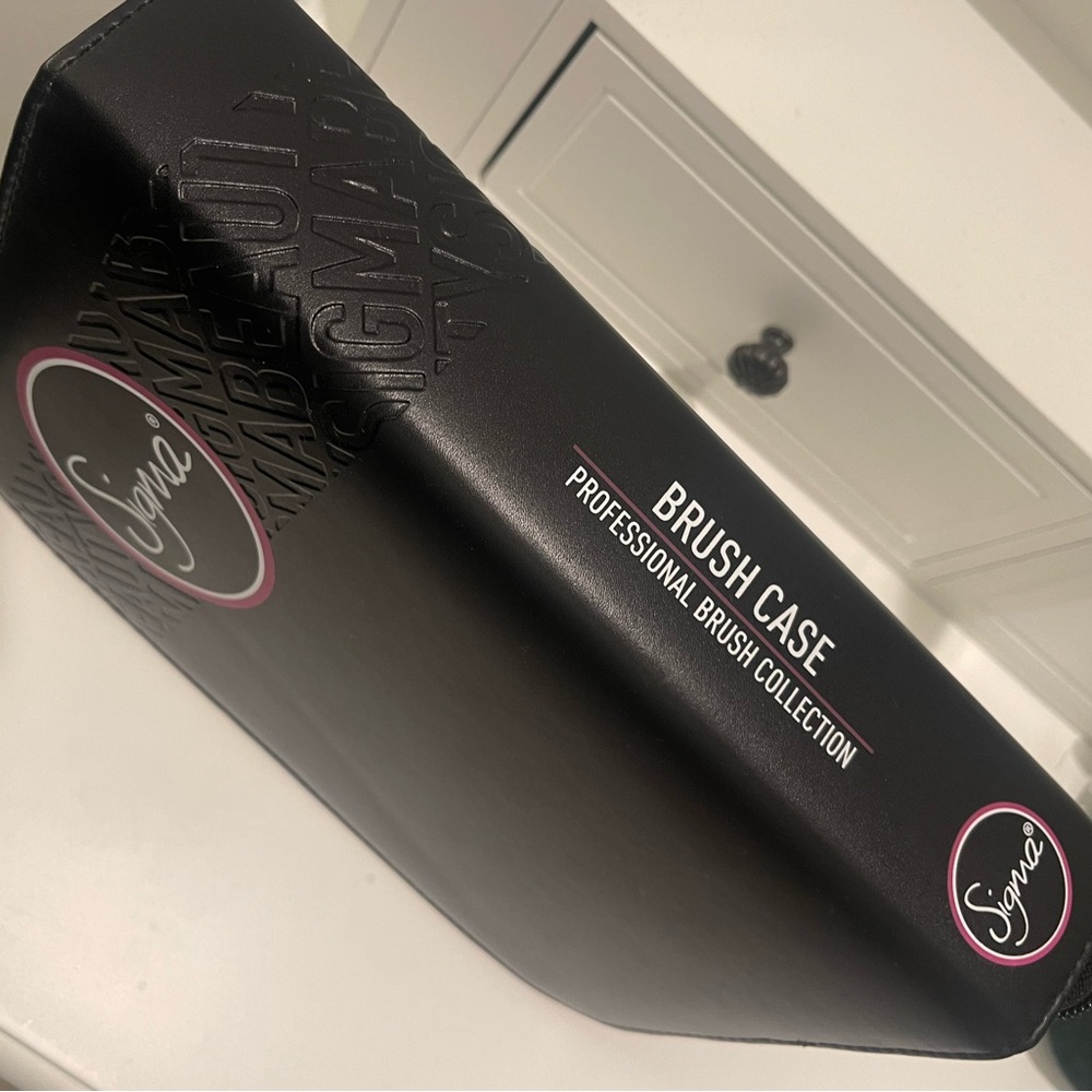 Professional Brush Case - Picture 3 of 5